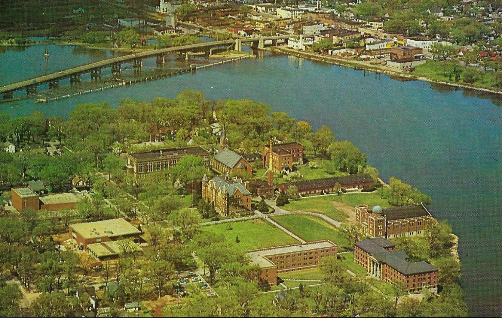 St. Norbert College, aerial • UNKNOWN YEAR